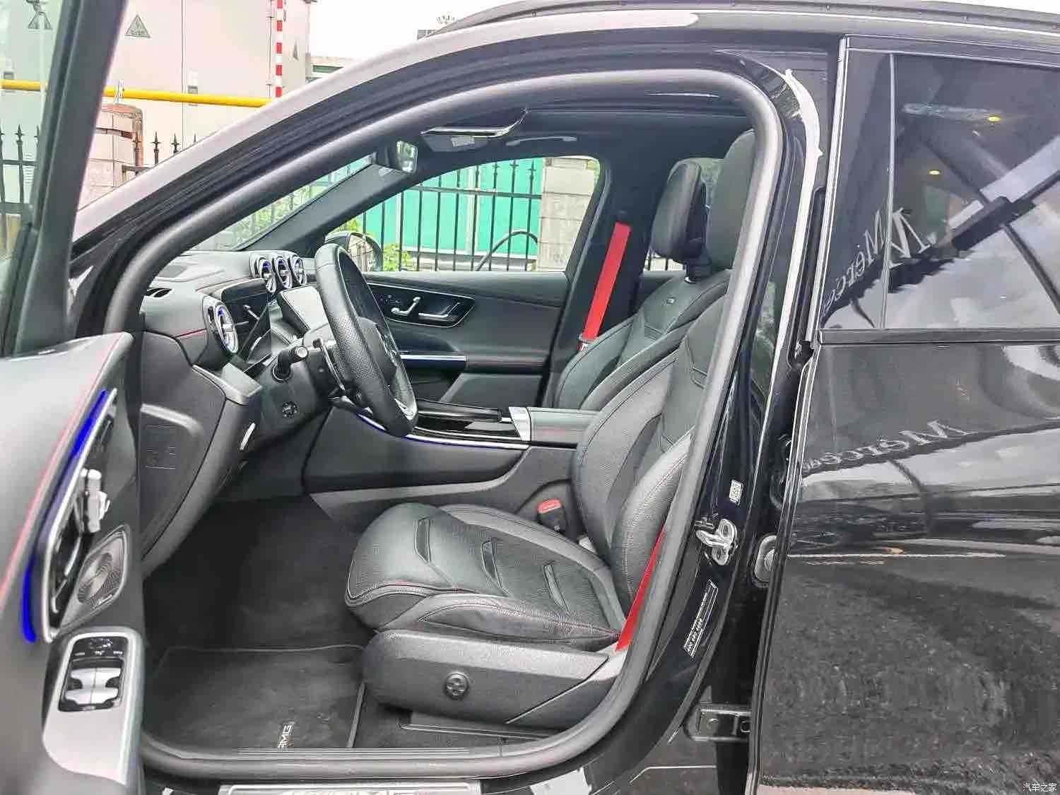 Mercedes-Benz GLC, 2024 4