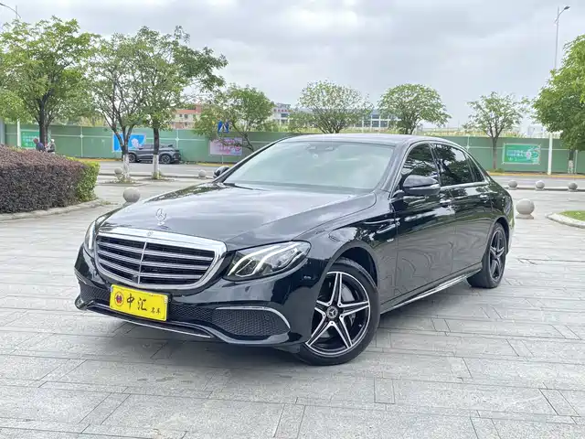 Mercedes-Benz E-Class 2020 — купить из Китая под заказ
