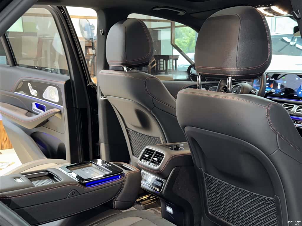 Mercedes-Benz GLE, 2024 12