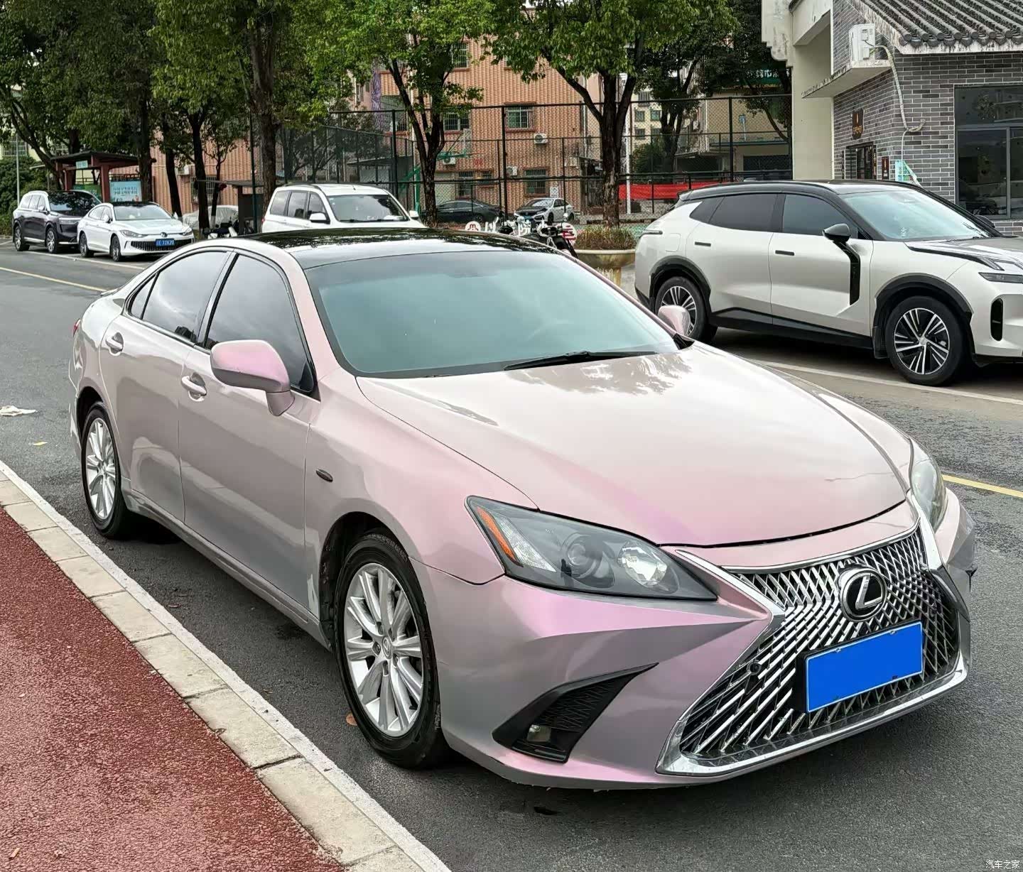 Lexus ES, 2008 3