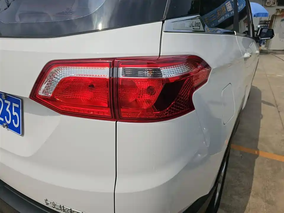 Wuling Wuling Hongguang S3