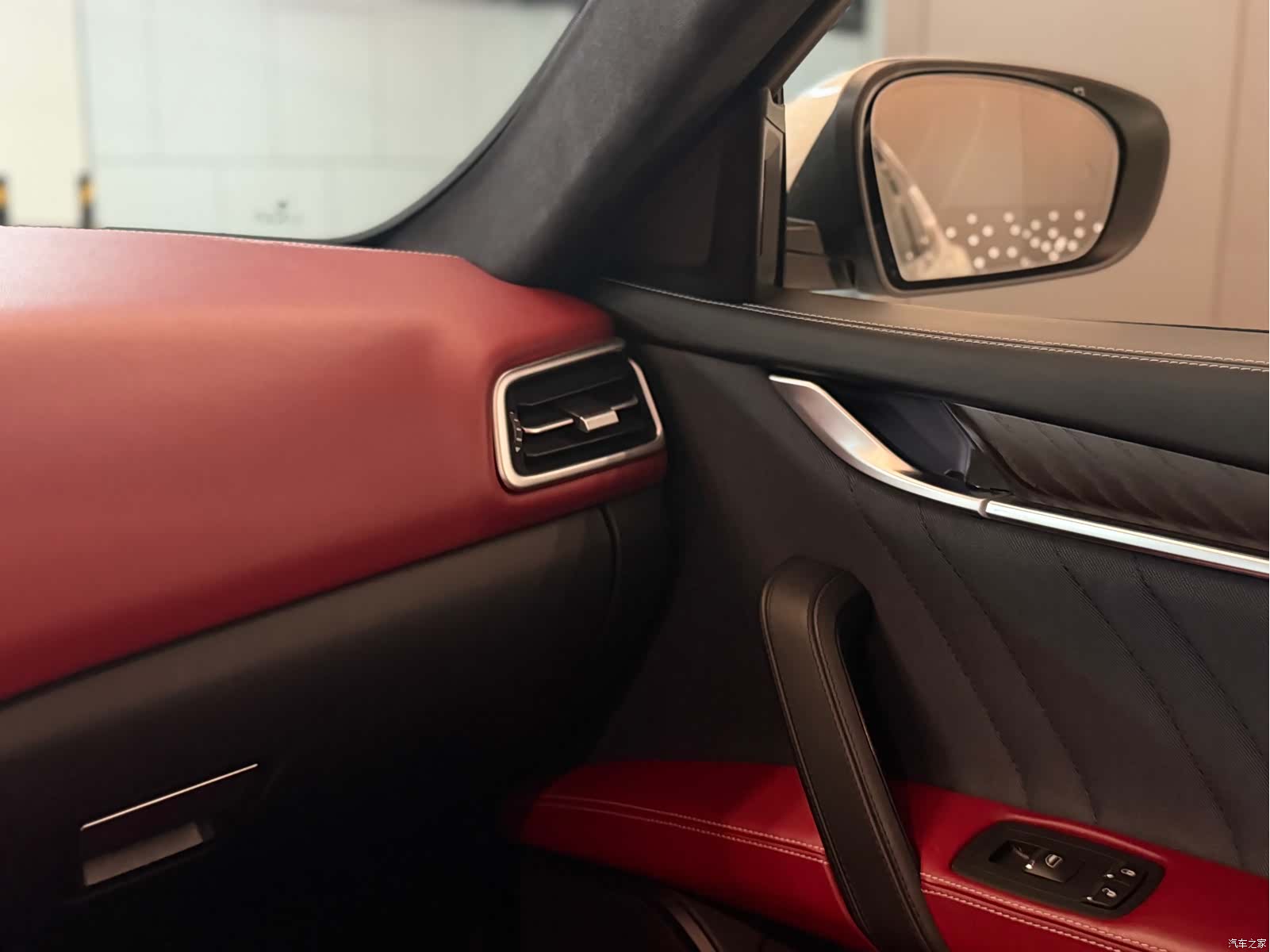 Maserati Ghibli, 2017 16