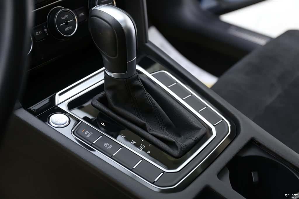 Volkswagen Variant, 2018 12