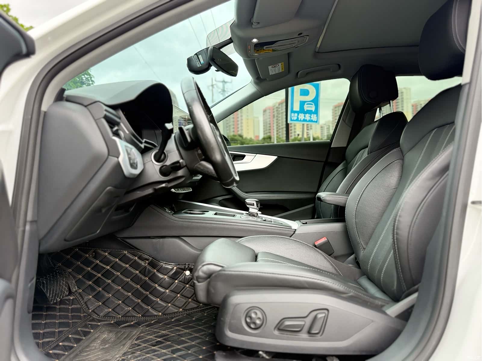 Audi A4L, 2022 11