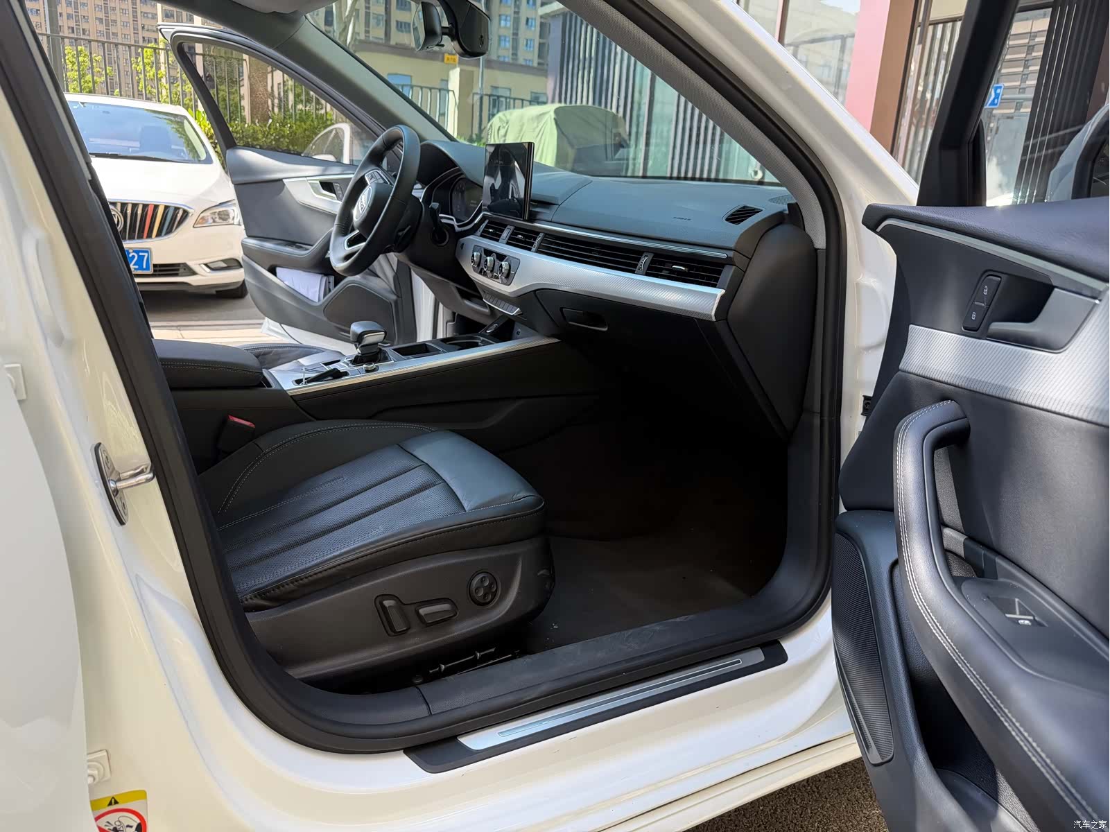 Audi A4L, 2022 8