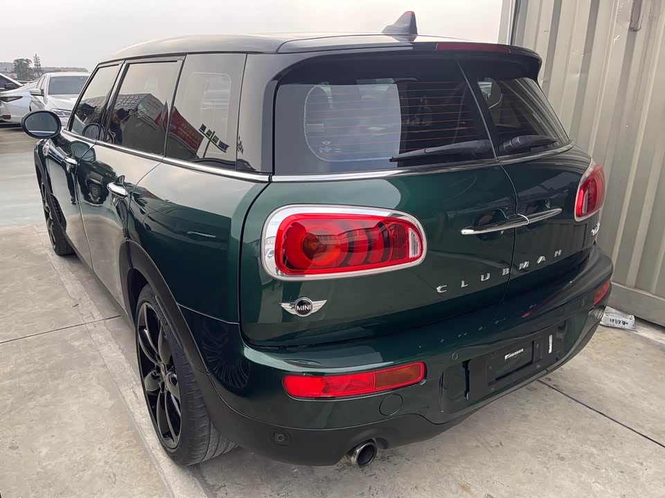 MINI CLUBMAN