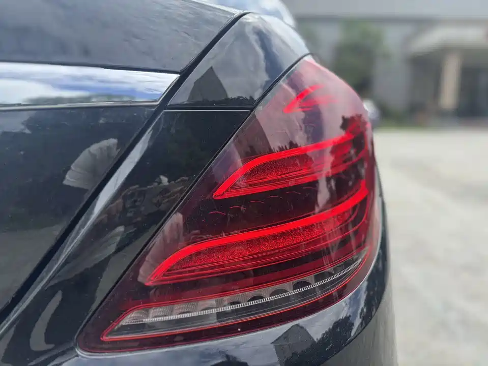 Mercedes-Benz S-class Mercedes-Benz S-class