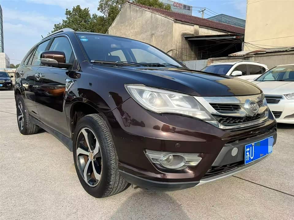 BYD S7