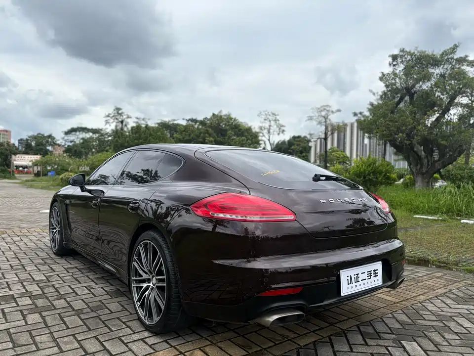 Porsche Panamera