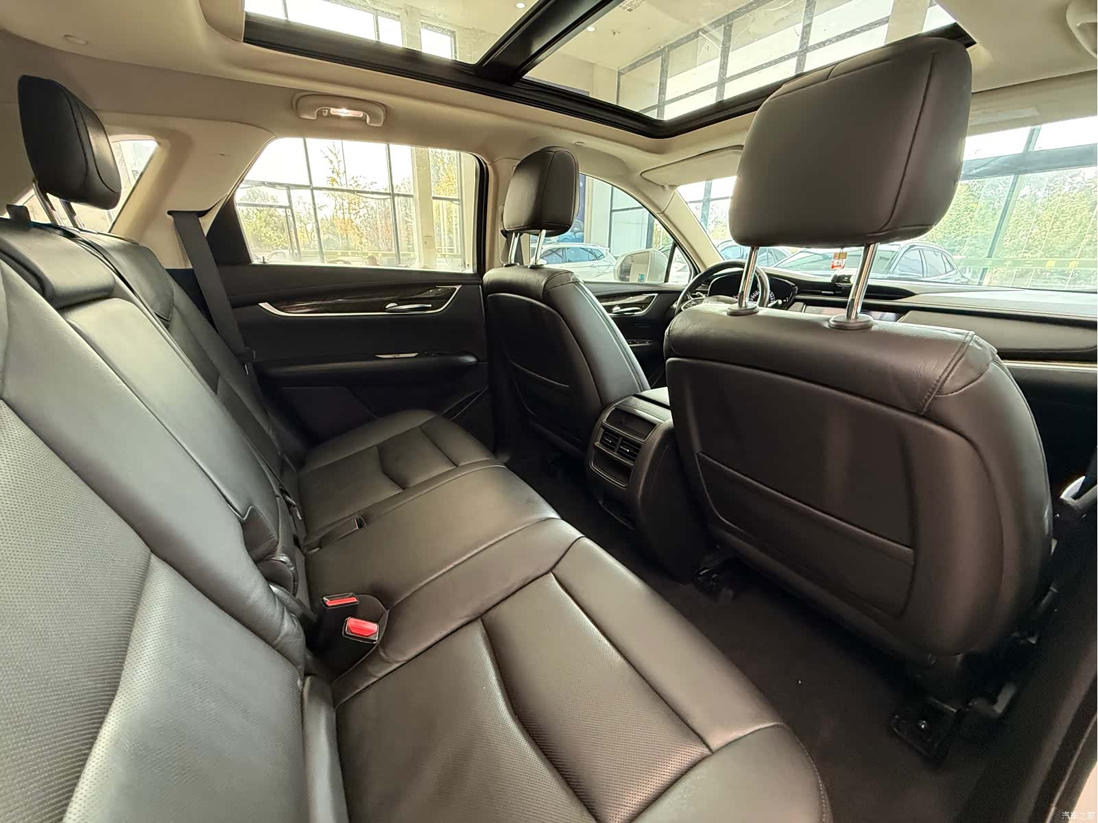 Cadillac XT5, 2016 9