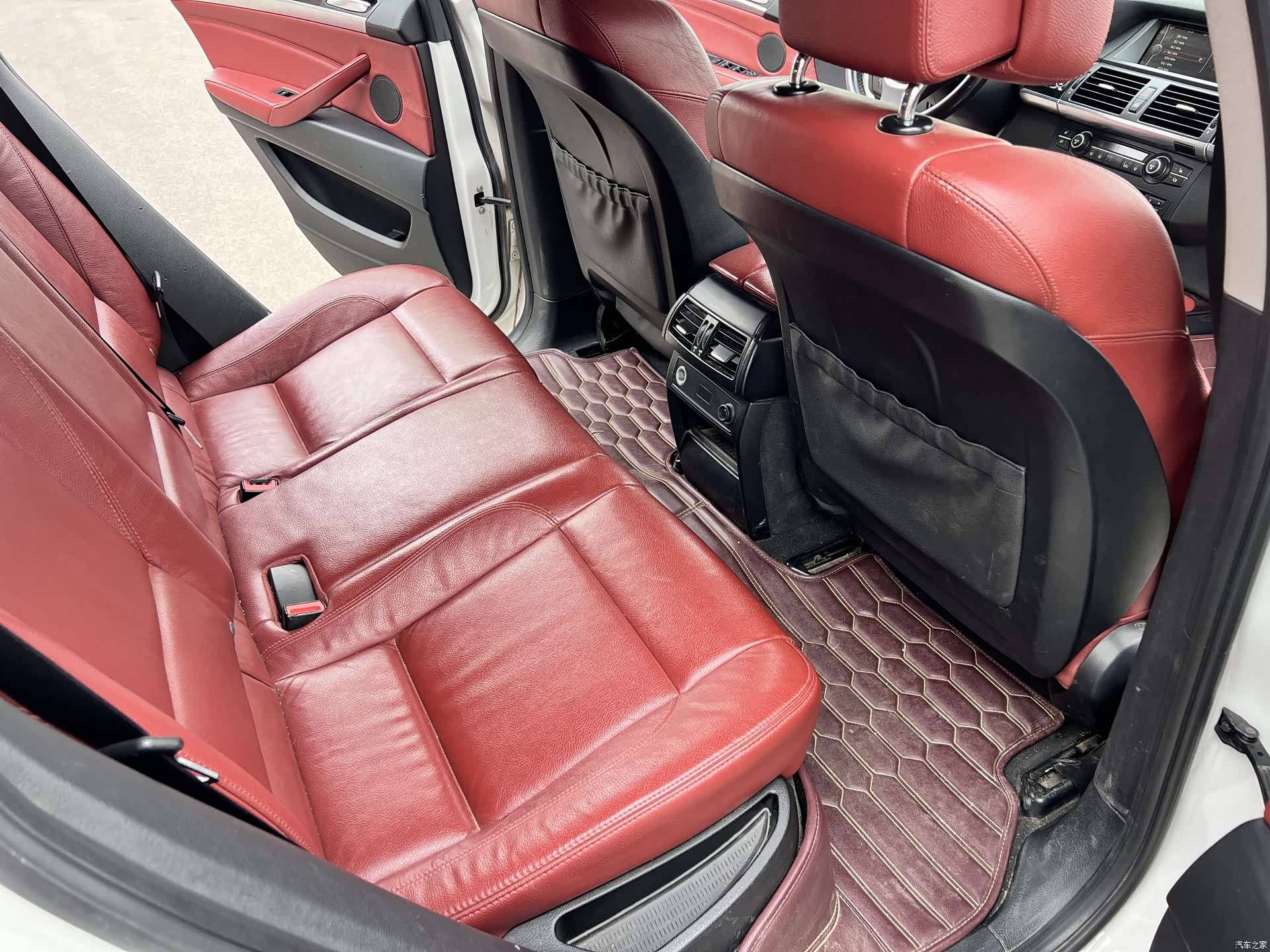 BMW X6, 2015 11