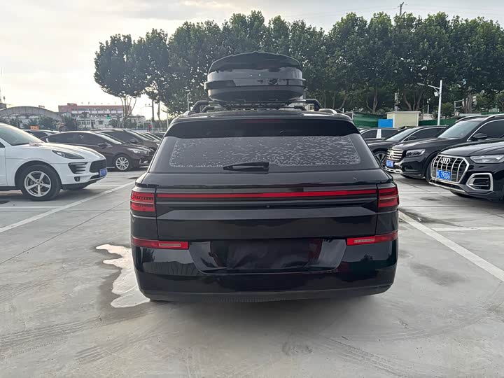 Baojun Valli 2021 1.5T na qu fan xing CVT Flagship