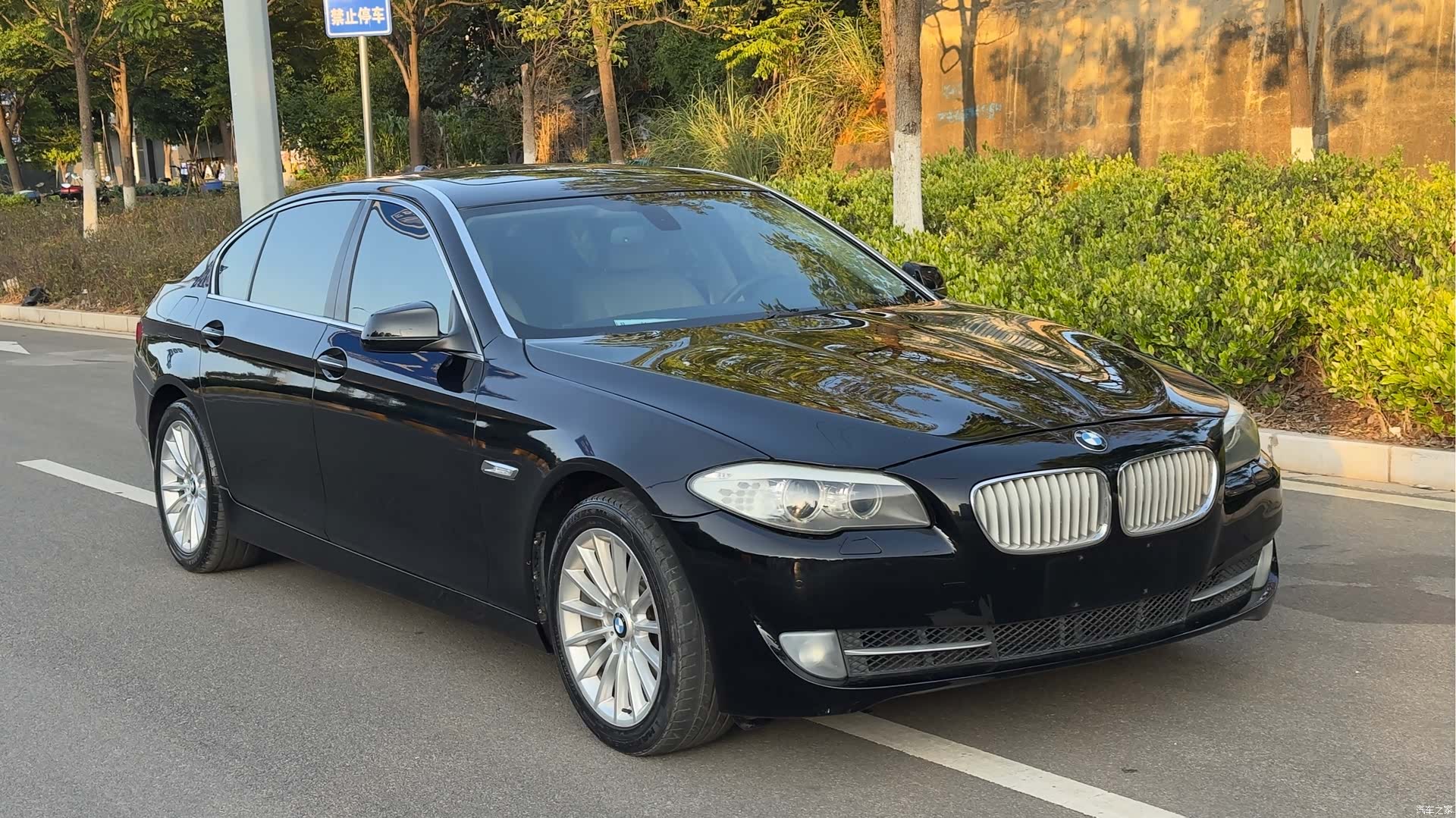 BMW 5 Series, 2012 1