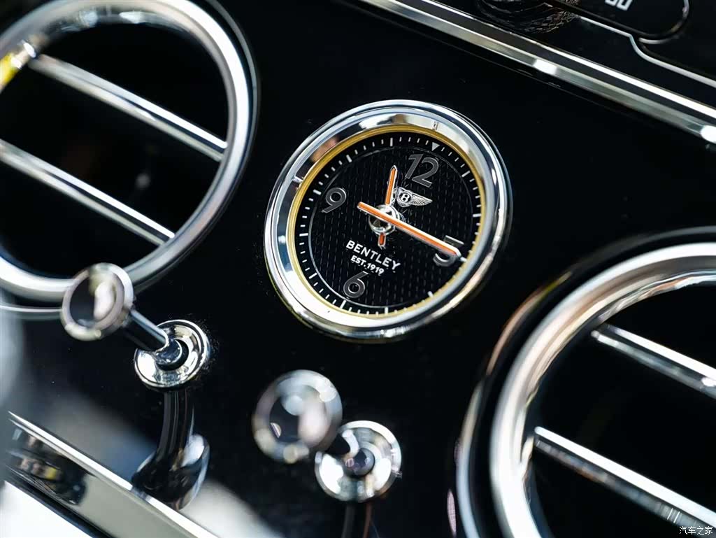 Bentley Continental GT, 2023 6