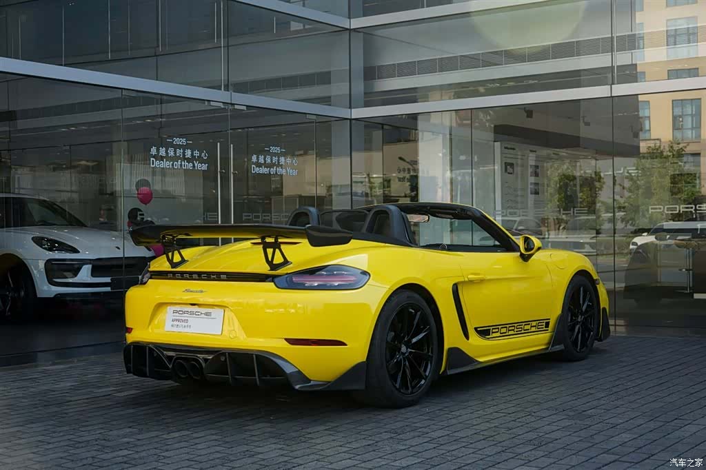 Porsche Boxster, 2024 7