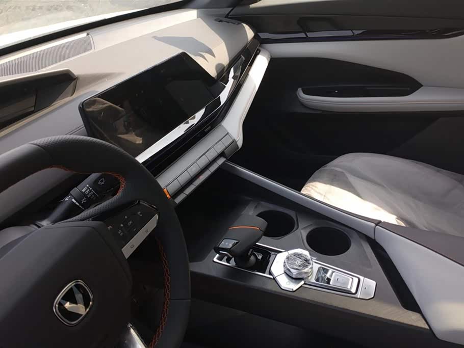 Changan UNI-V Smart iDD