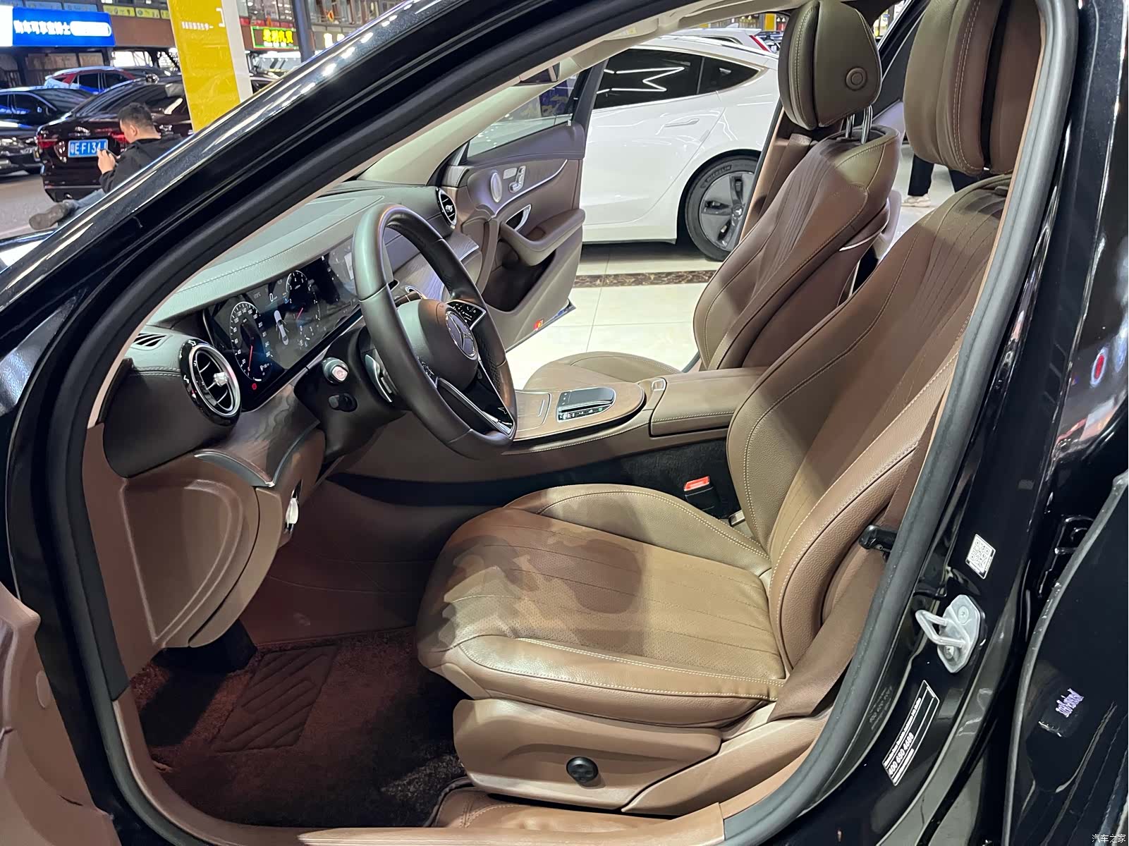 Mercedes-Benz E-Class, 2022 9