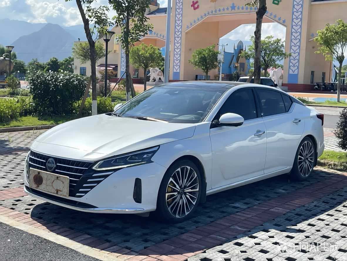 Nissan Teana