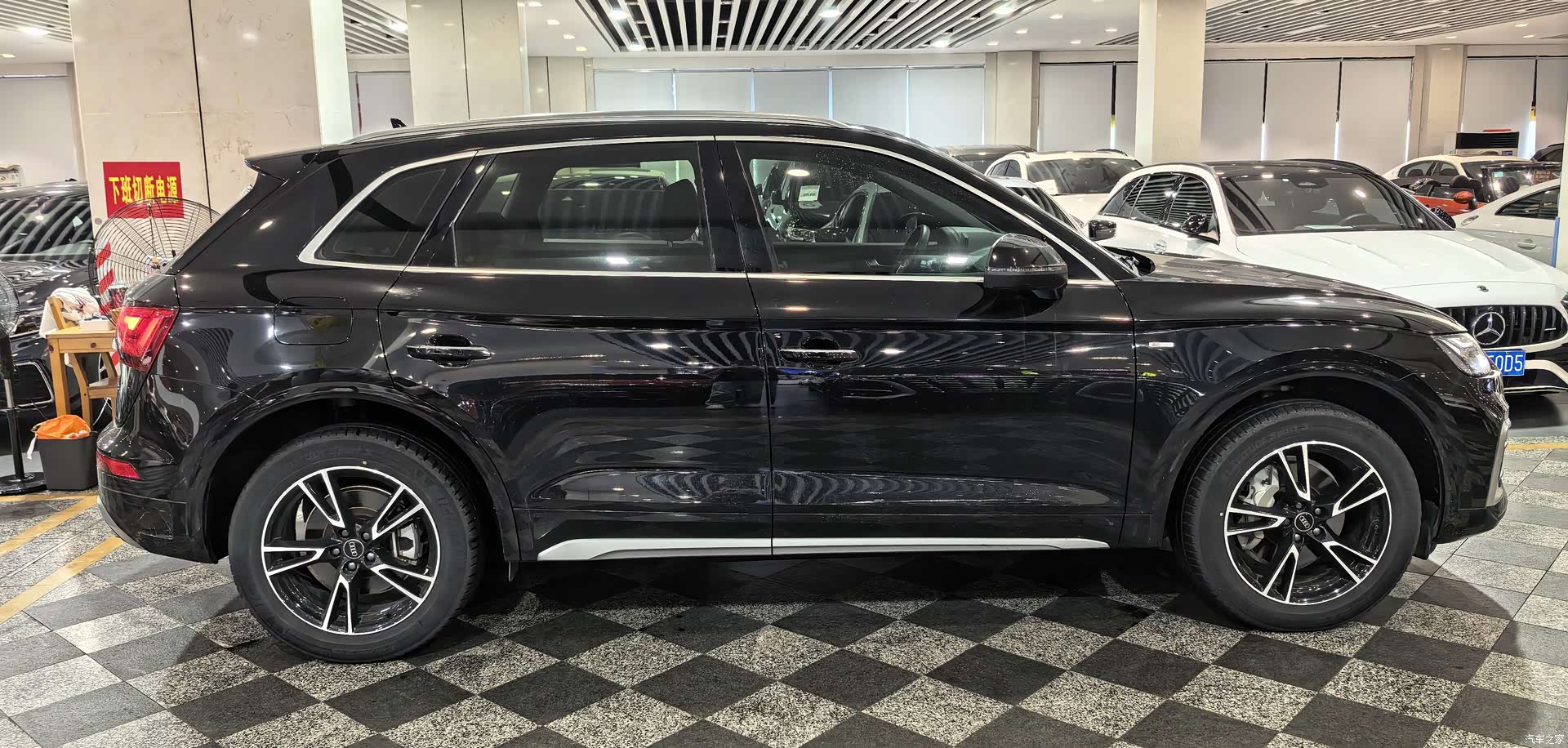 Audi Q5L, 2022 6