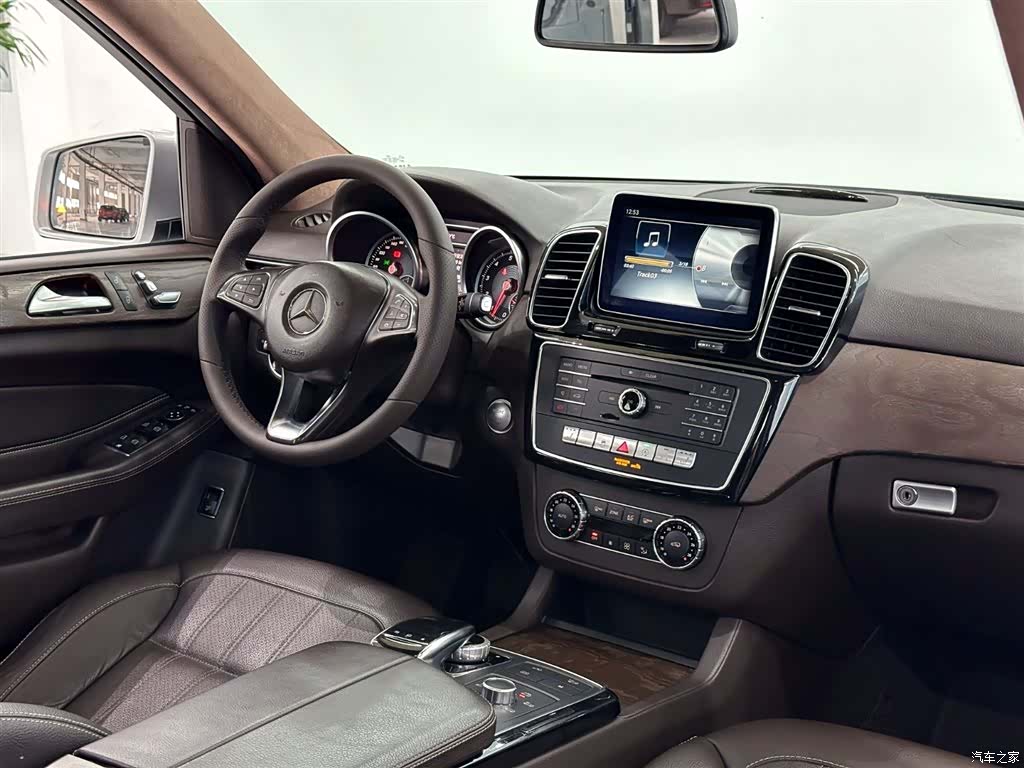 Mercedes-Benz GLE, 2016 12