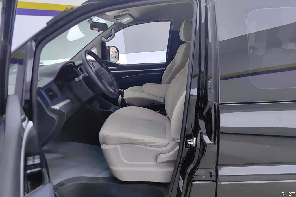 DongFeng M5L, 2022 9