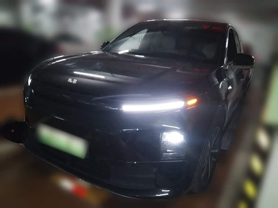 Li Auto Ideal L6