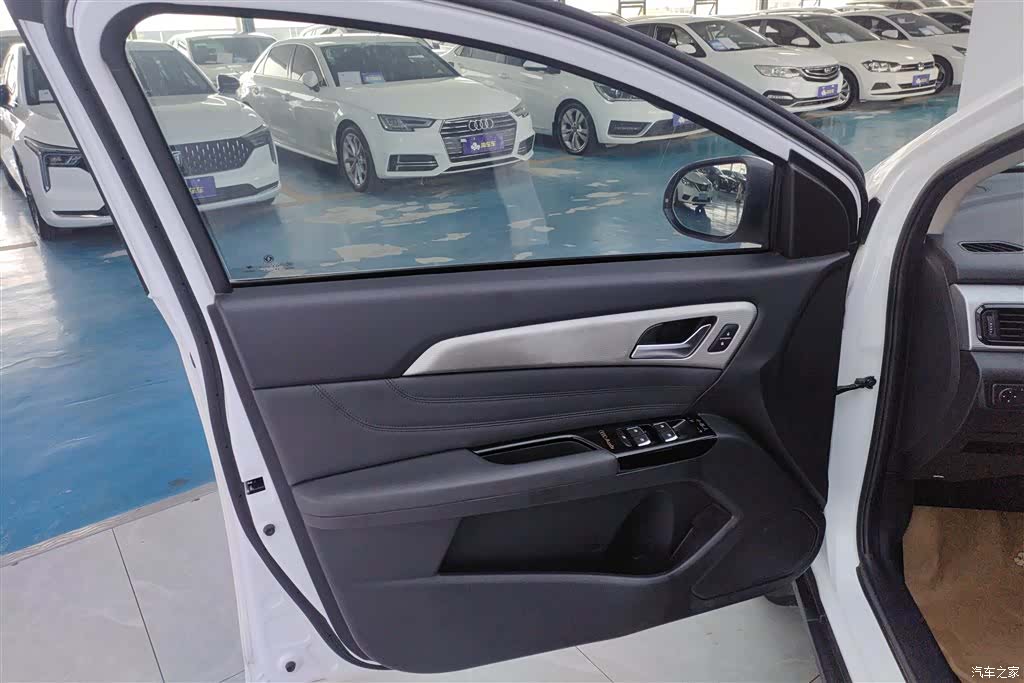 DongFeng AX3, 2020 7
