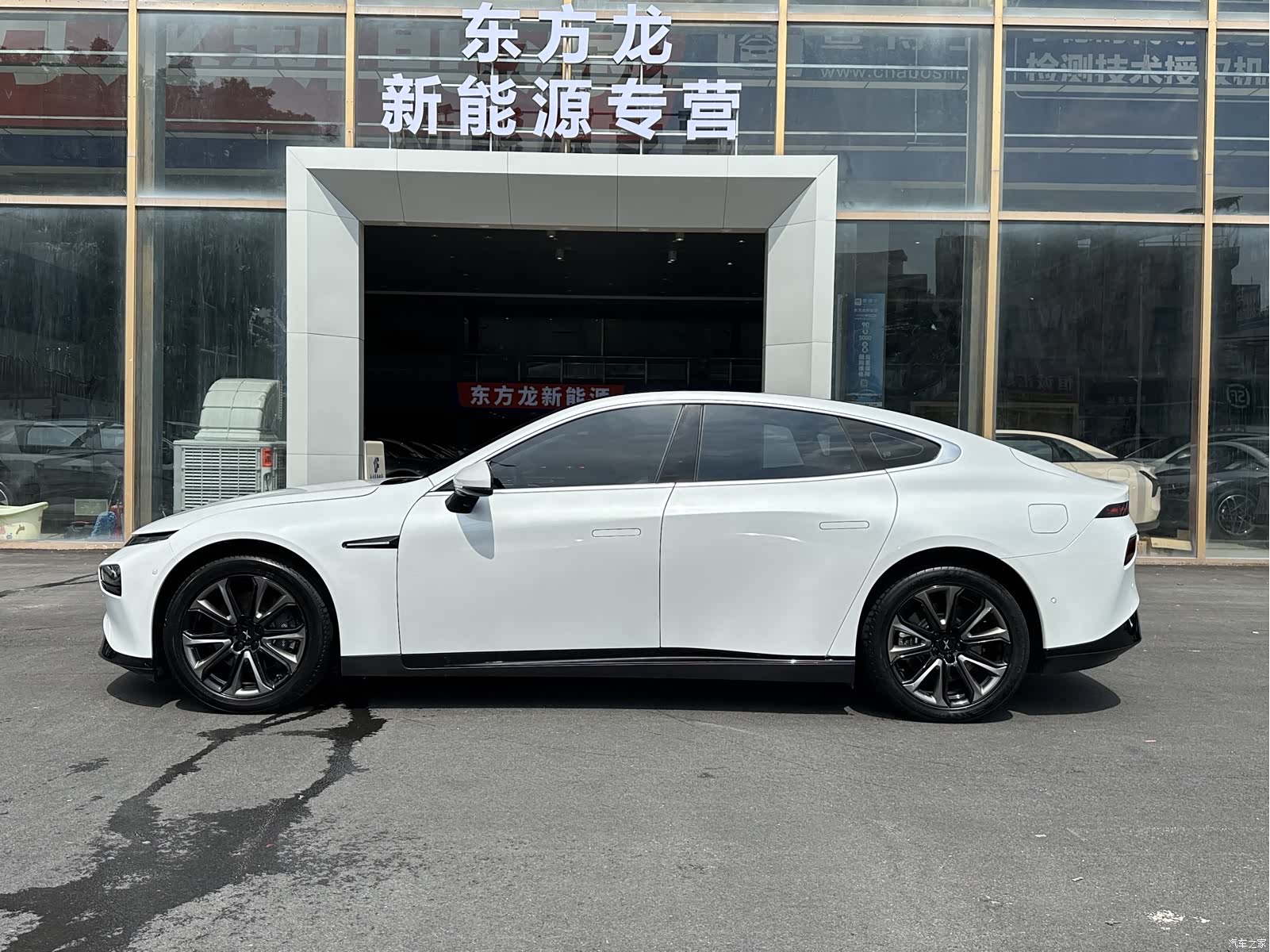 Xpeng P7, 2021 4