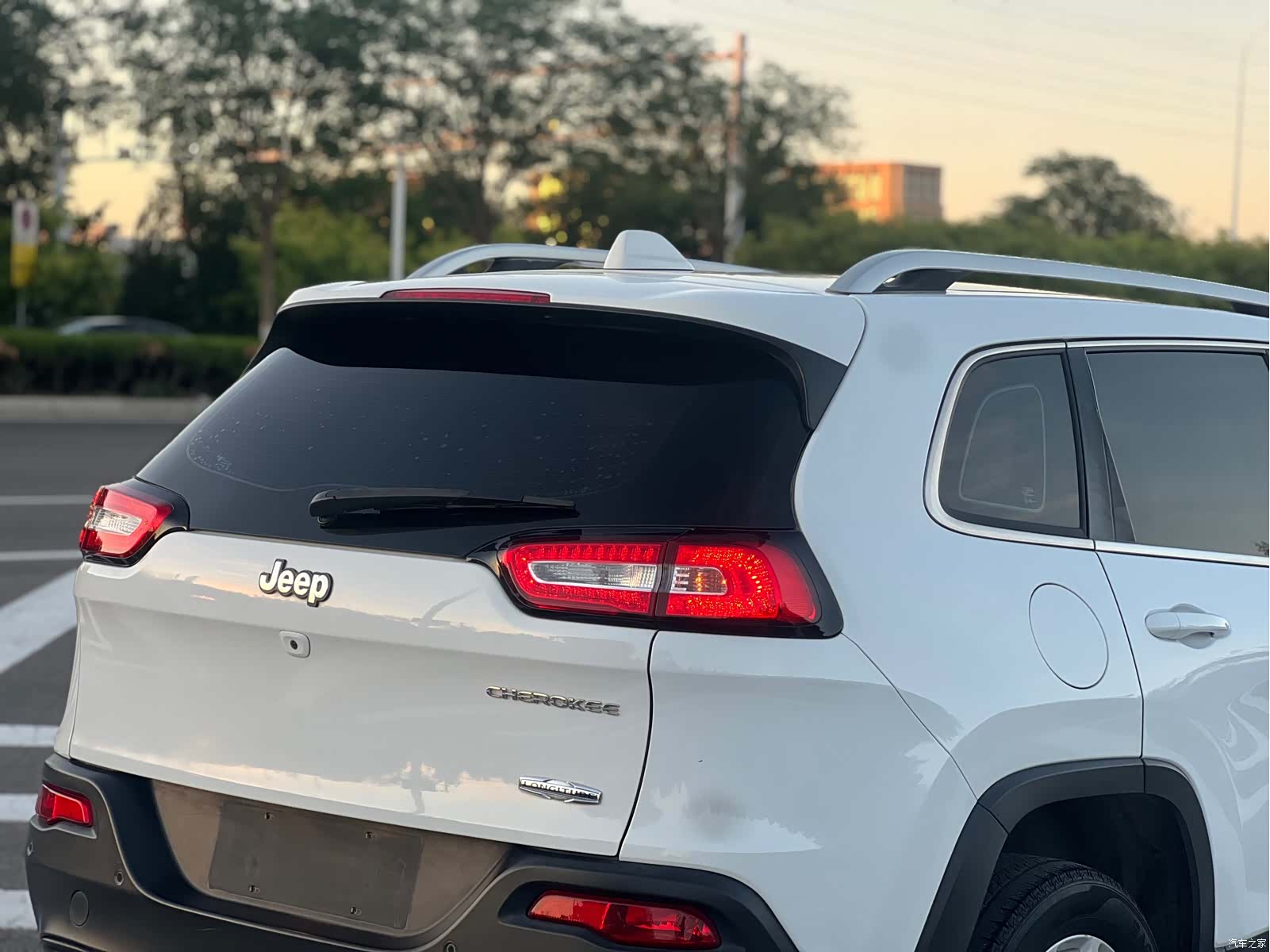 Jeep Cherokee, 2016 21