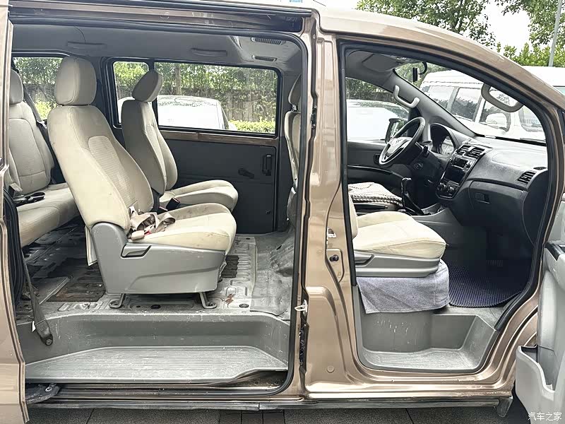 Wuling L3C, 2017 14