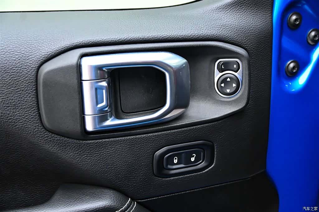 Jeep Wrangler, 2022 22