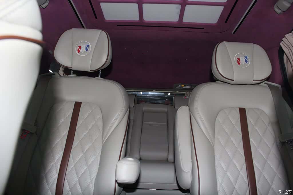 Buick GL8, 2019 11