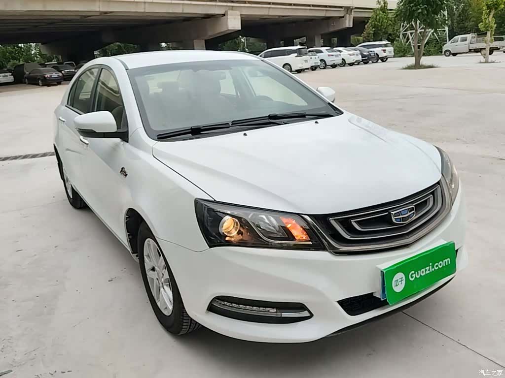 Geely Emgrand, 2017 4