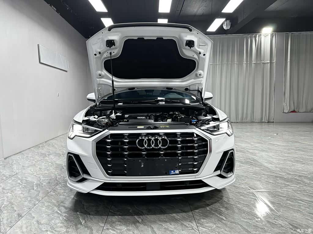 Audi Q3, 2023 9