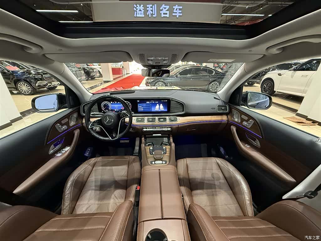 Mercedes-Benz GLS, 2024 13
