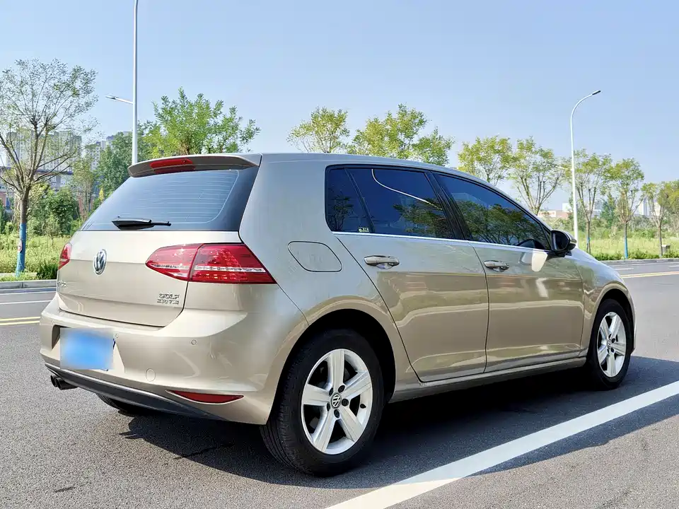 Volkswagen golf
