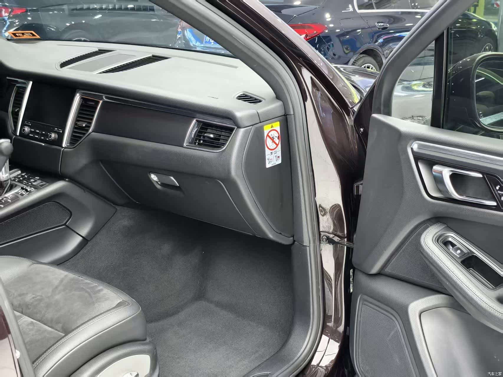 Porsche Macan, 2018 11