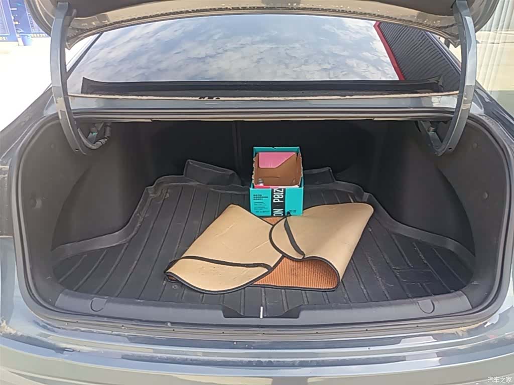 Geely Preface, 2022 19