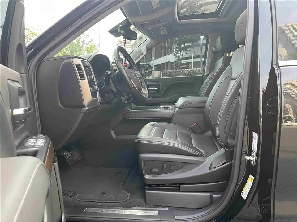 GMC SIERRA