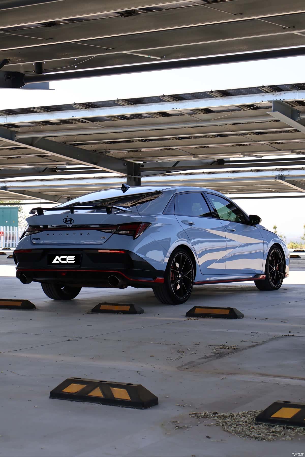 Hyundai Elantra, 2024 все фото