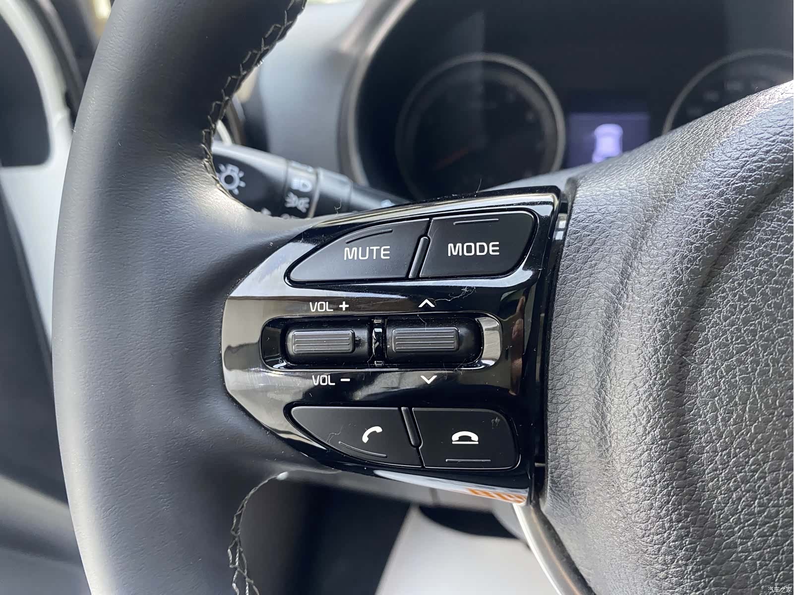 Kia KX1, 2023 17