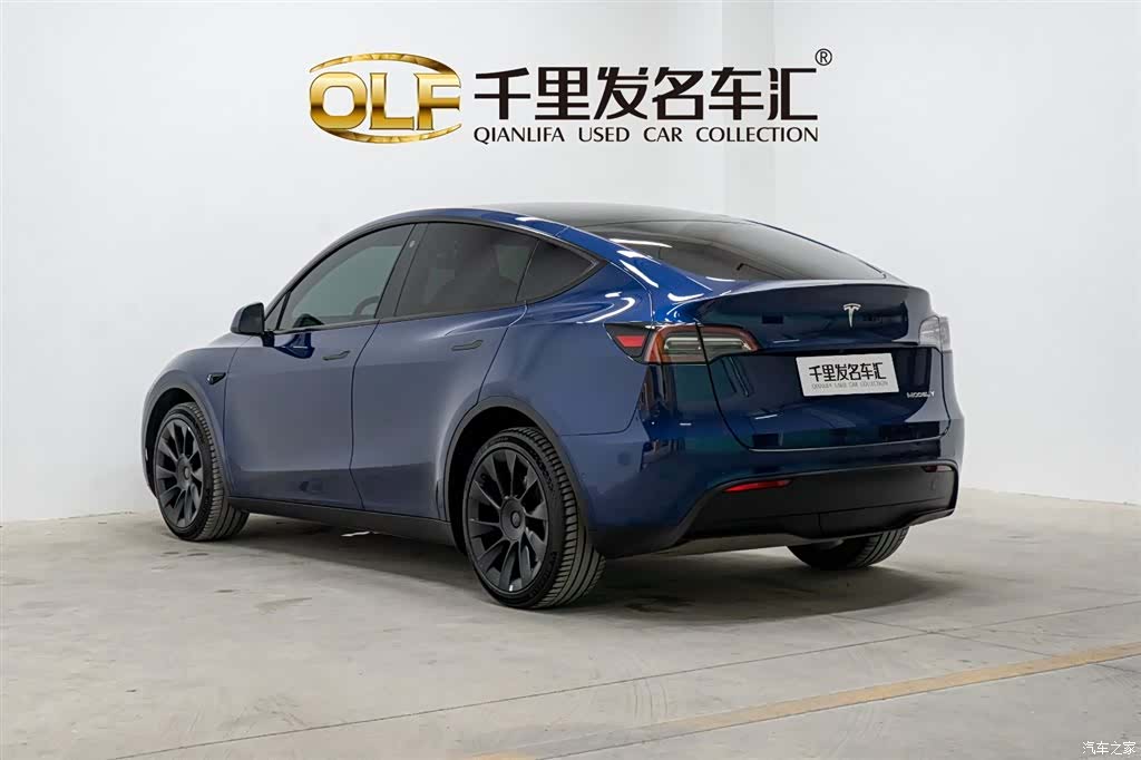 Tesla Model Y, 2022 4