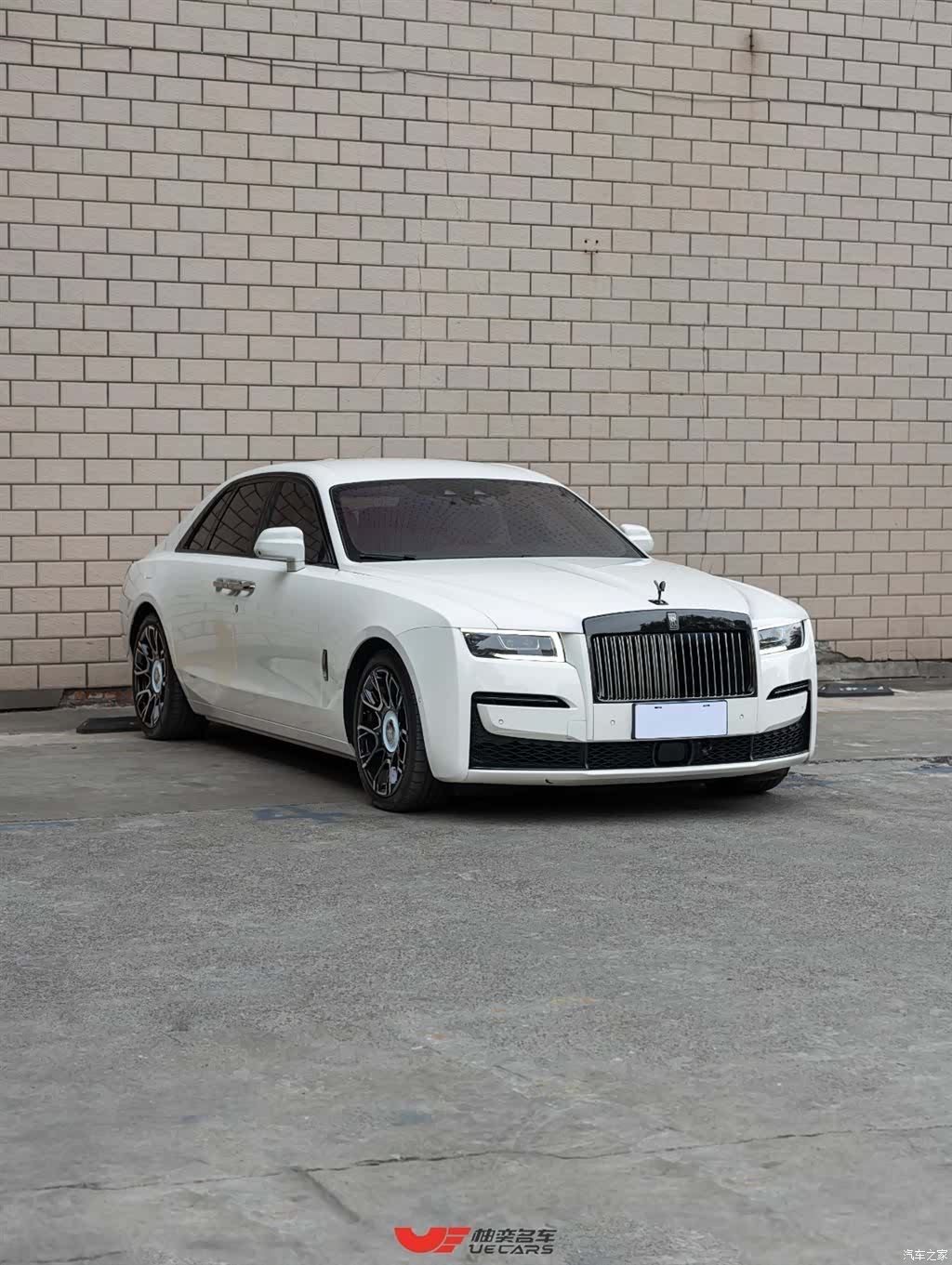 Rolls-Royce Ghost, 2023 3
