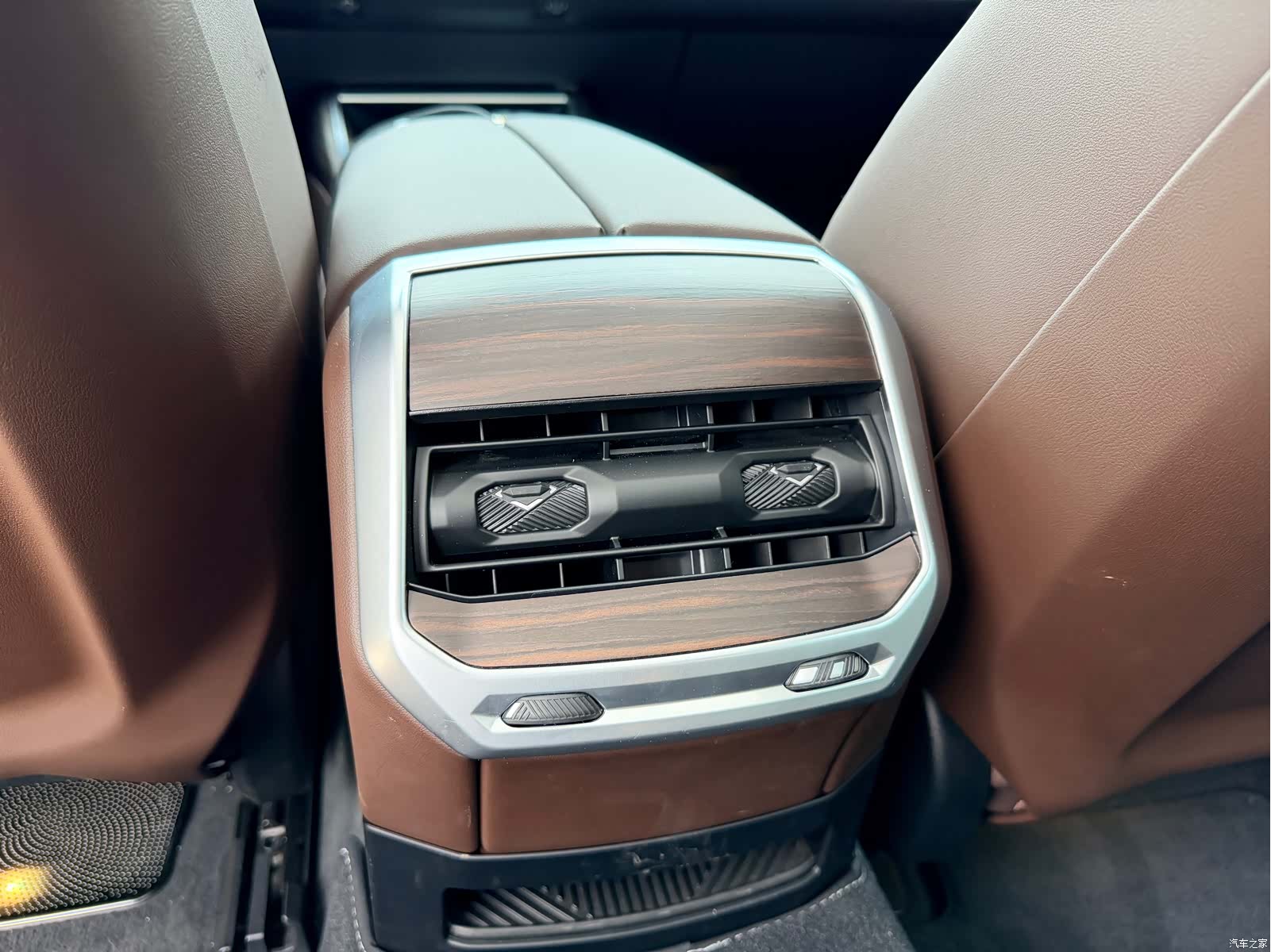 BMW 7 Series, 2024 7