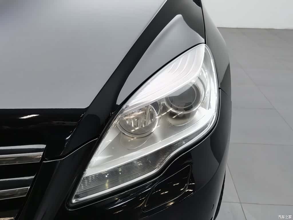 Mercedes-Benz R-Class, 2016 7