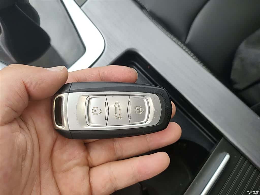 Geely Boyue, 2022 9