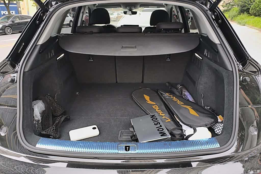Audi Q5L, 2024 4