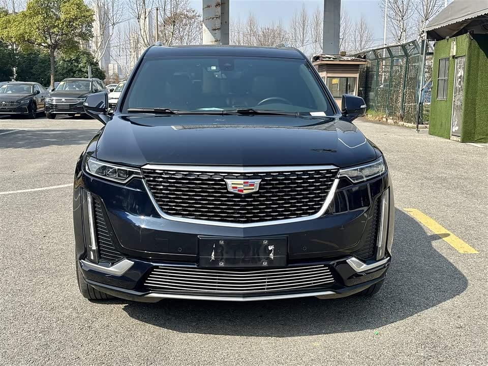 Cadillac XT6