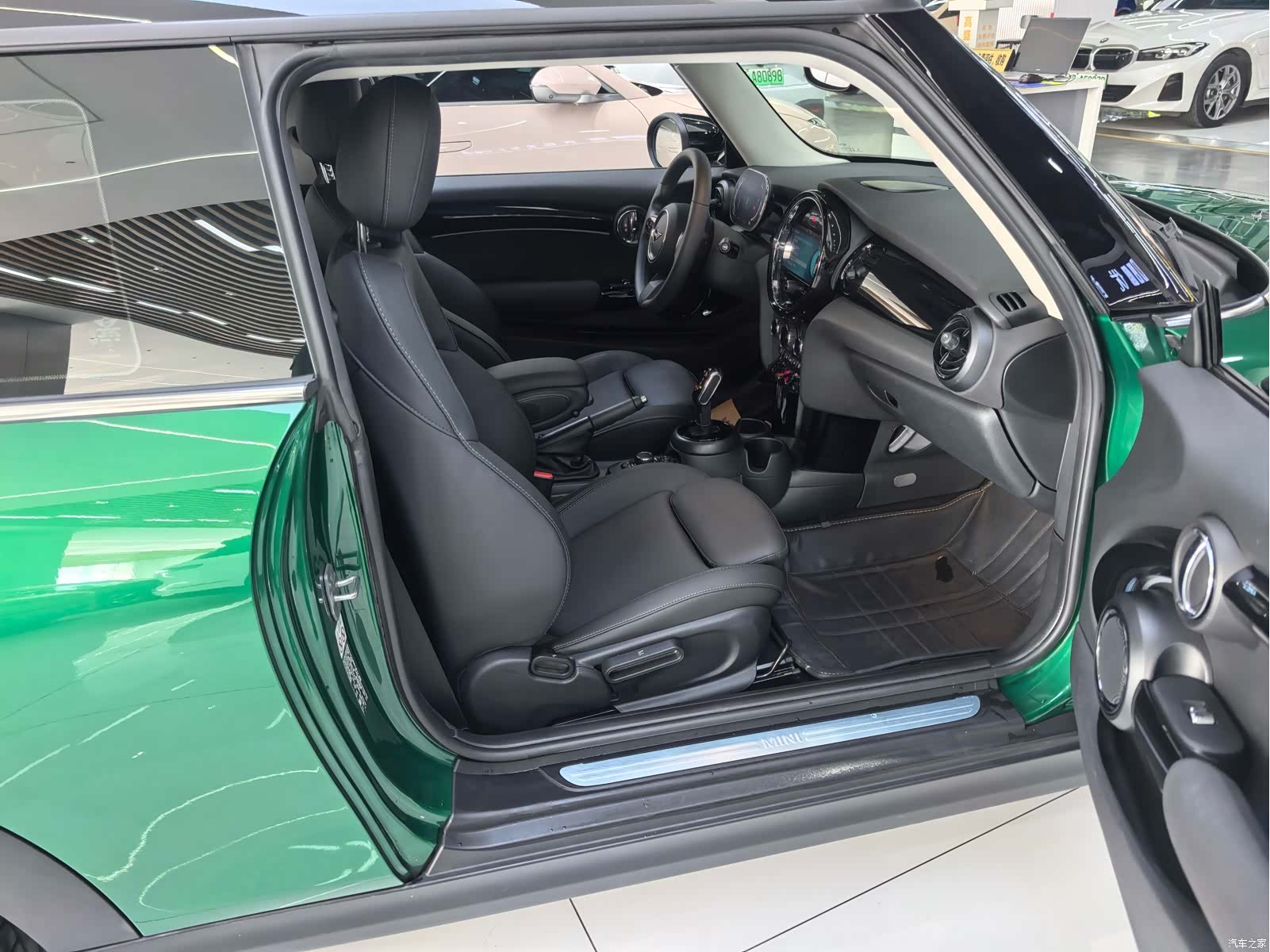 Mini Cooper, 2024 36