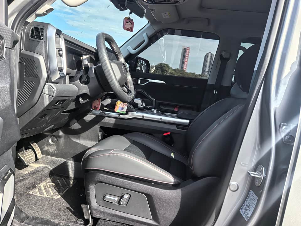 Jetour Jet Traveler C-DM